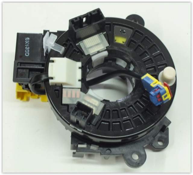 IKAZ KOL BAGLANTI PARCASI AIRBAG SARGISI/DIR - MY 255544794R