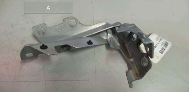 Motor Kaput Mentesesi Sag Clio İi - OEK 8200715439