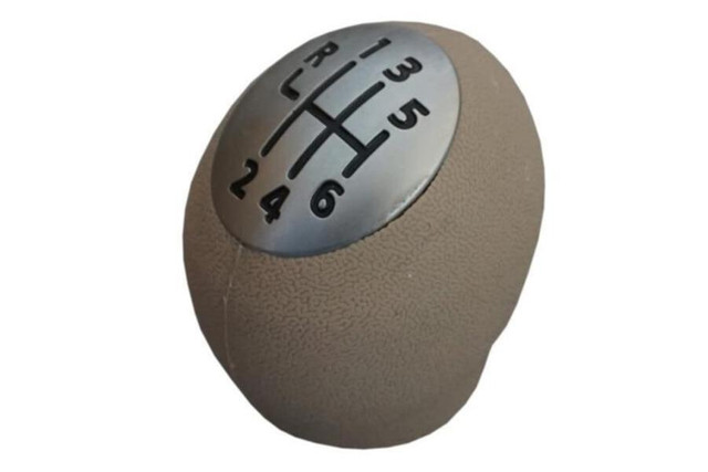 Vites Topuzu 6 Vites Bej Renk Duster-megane İii-fluence-mast - OKSA 896